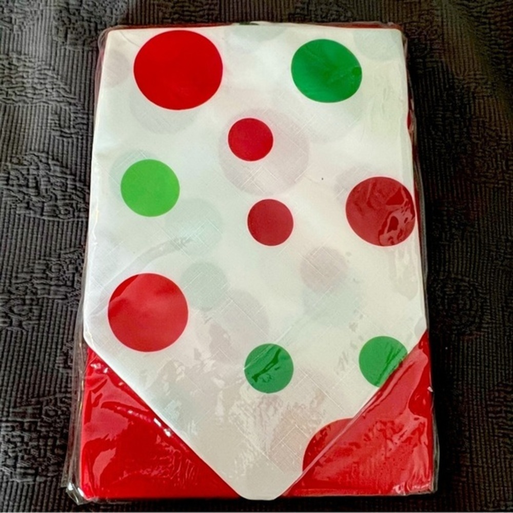 Red Linen and Polka Dot Topper
